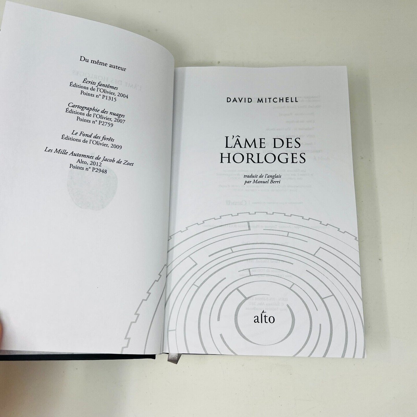 2017 L'Âme des Horloges de David Mitchell en Français Alto Bone Clocks in French