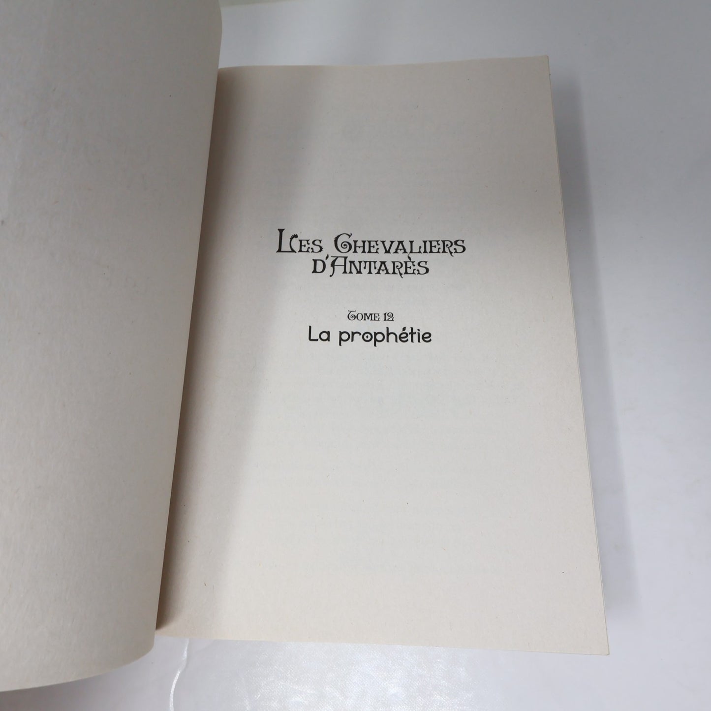 Les Chevaliers d'Antarès #1-12 Série Complète Lot 12 Livres Anne Robillard PB