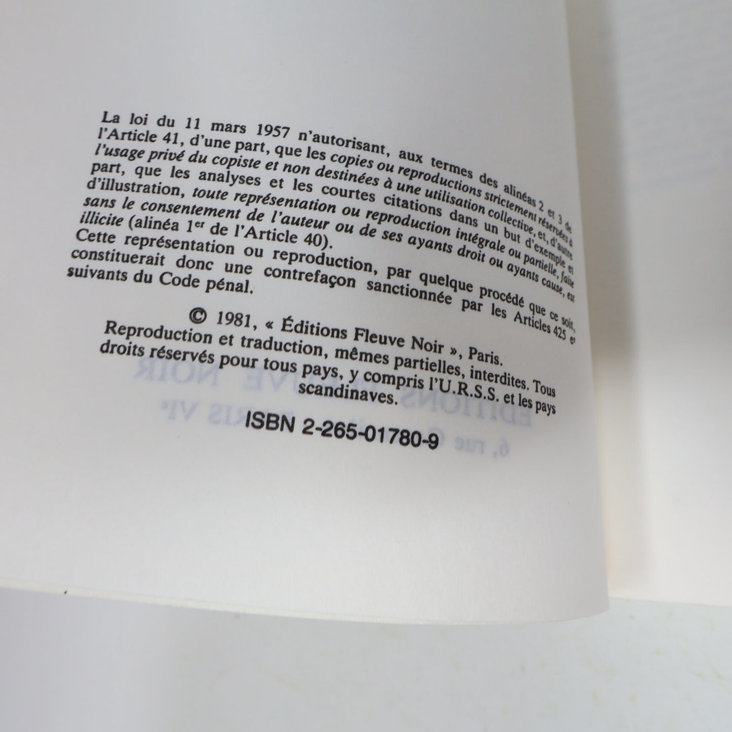 San-Antonio Y A-T-Il un Français dans la Salle? Lot 2 Livres Crime Humour 80s PB