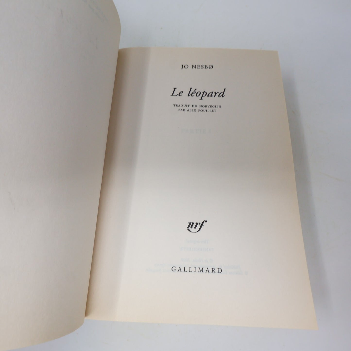 Jo Nesbø Lot 5 Livres Léopard/Rouge-Gorge/Cafards/Bonhomme de Neige Français PB