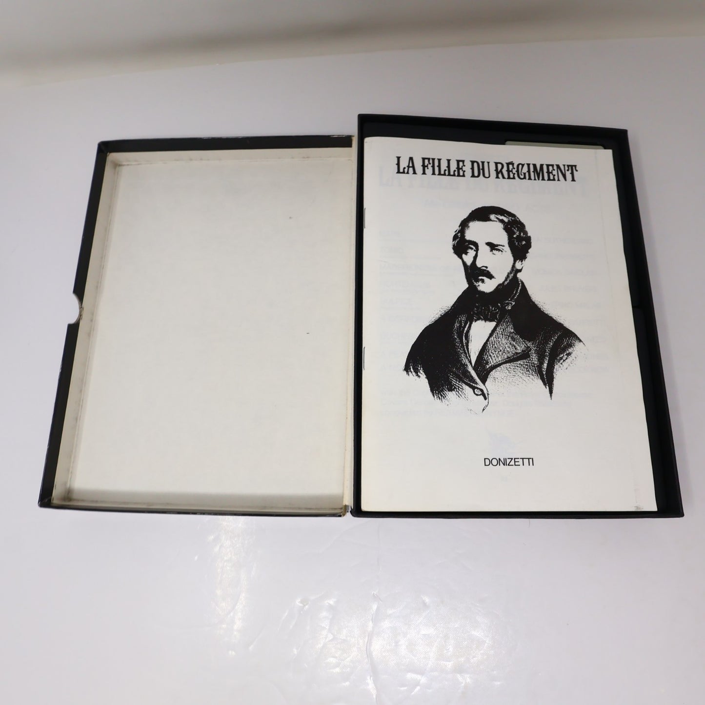 Donizetti La Fille Du Régiment Cassette Box Set Sutherland/Pavarotti/Malas