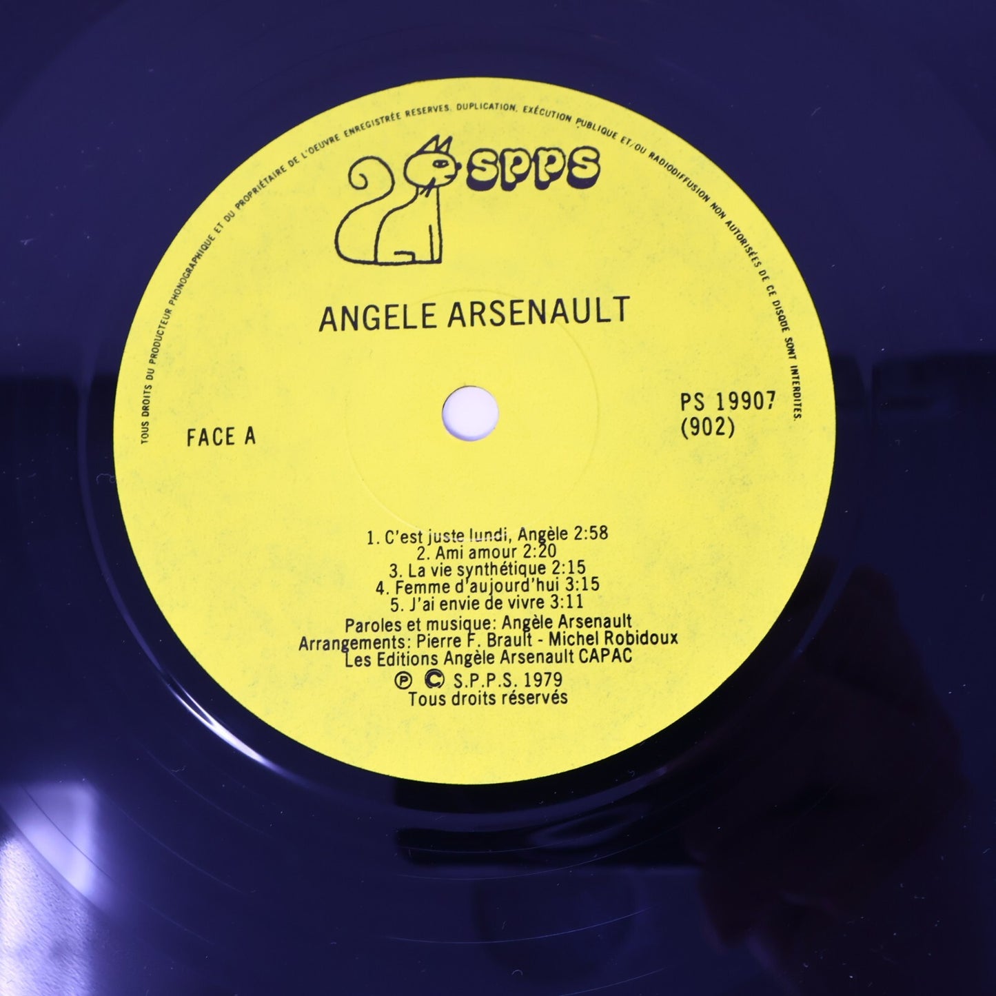 Angèle Arsenault Lot 2 Disques Record Moi J'mange Libre/Y'a Une Étoile Pour Vous