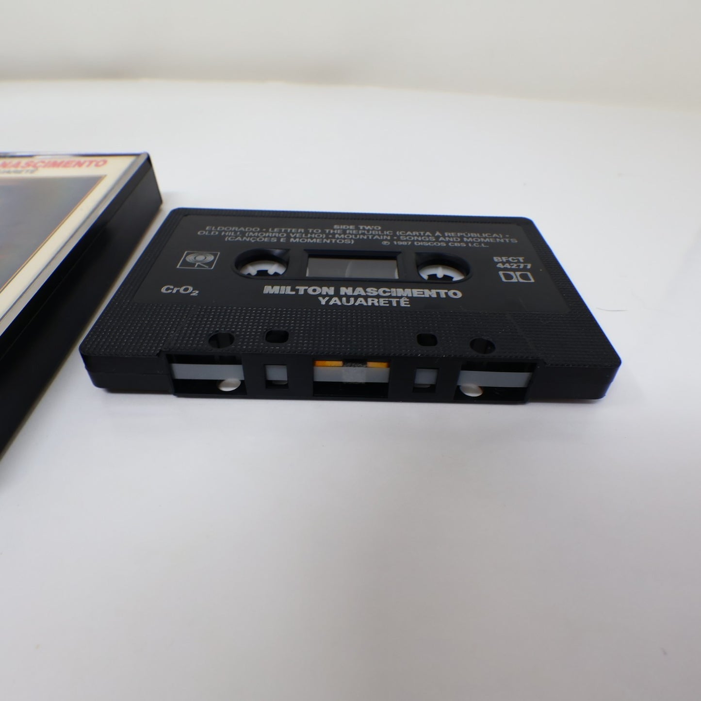 Milton Nascimento 2 Cassettes Lot Yauaretê/Txai Planeta Blue/Awasi/Old Hill
