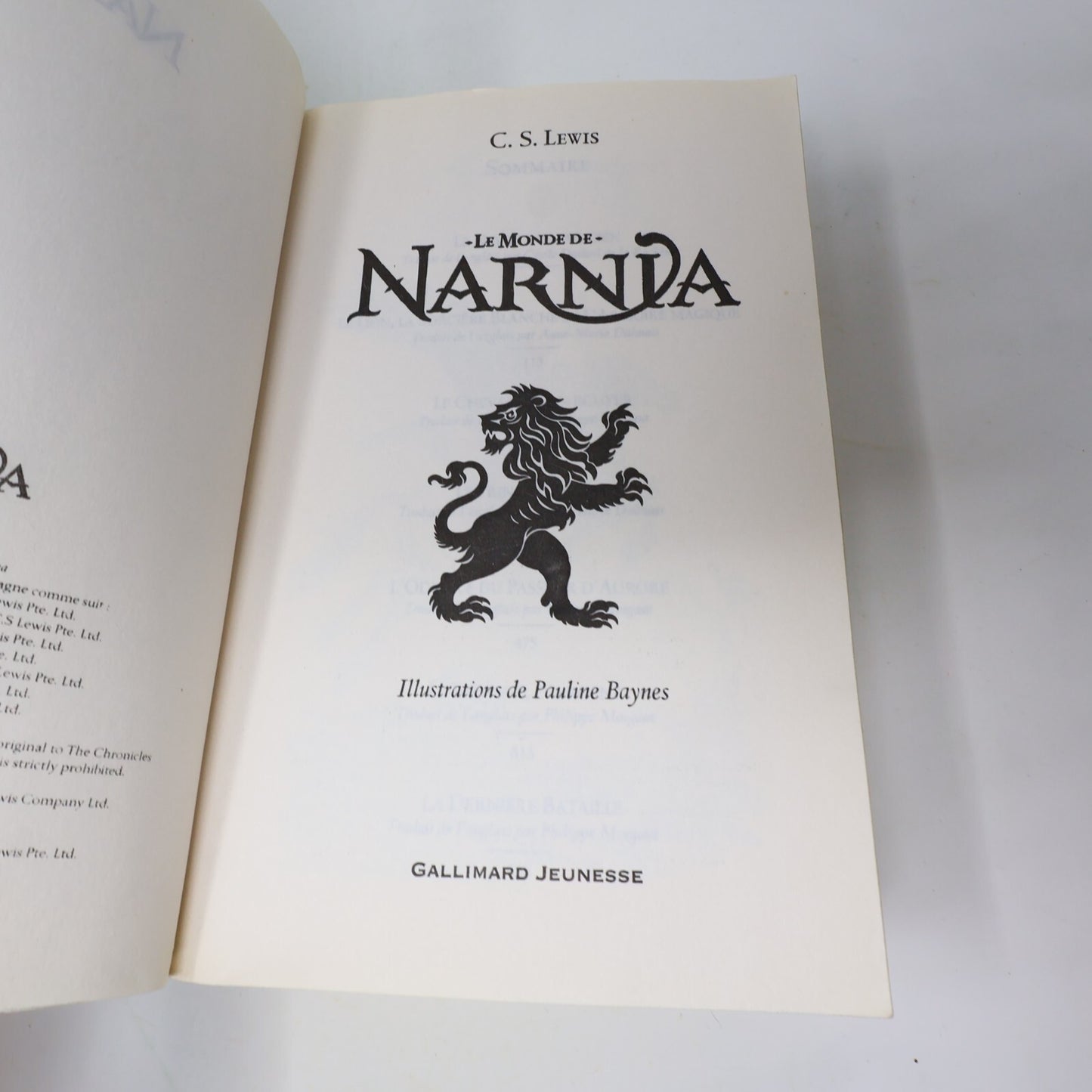 2006 Le Monde de Narnia C.S. Lewis Fantasy Fantastique Omnibus Illustré Français