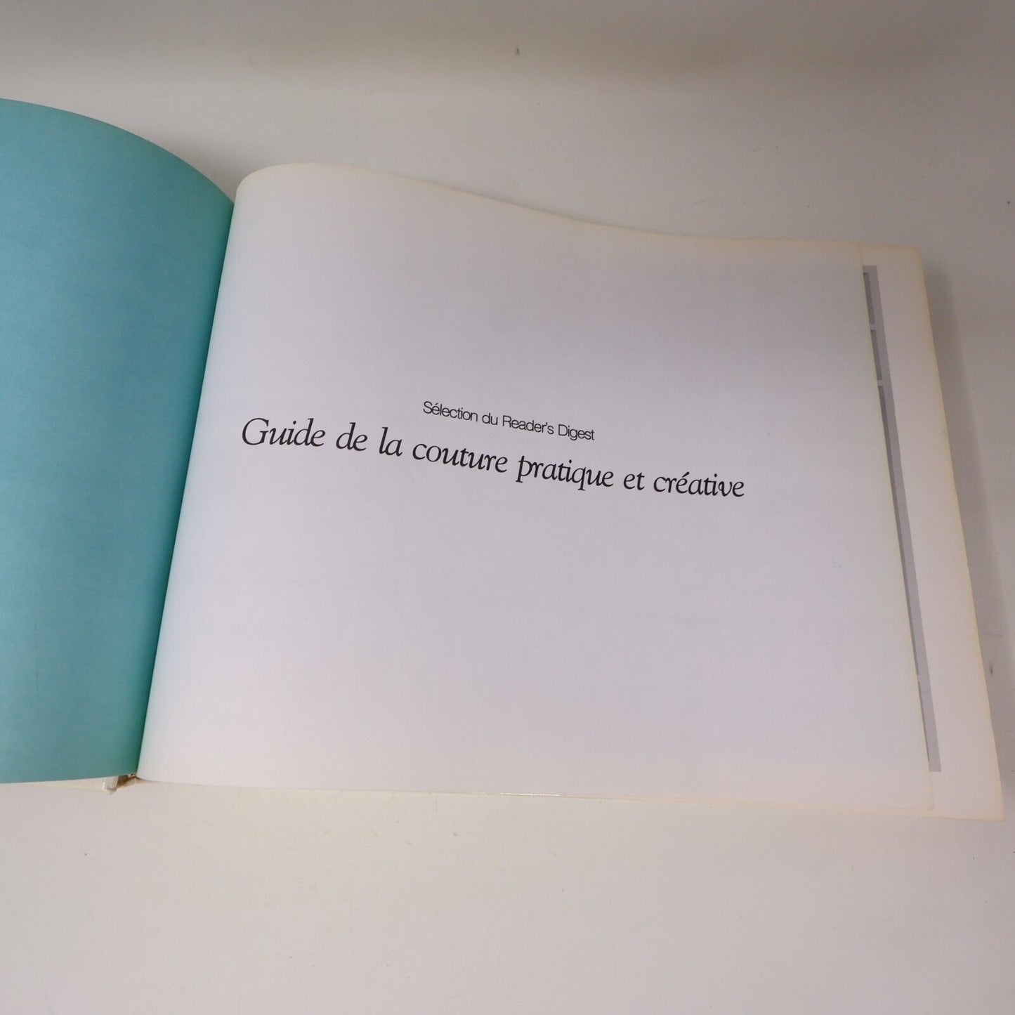 1976 Guide de la Couture Pratique et Créative Reader's Digest Français Hardcover