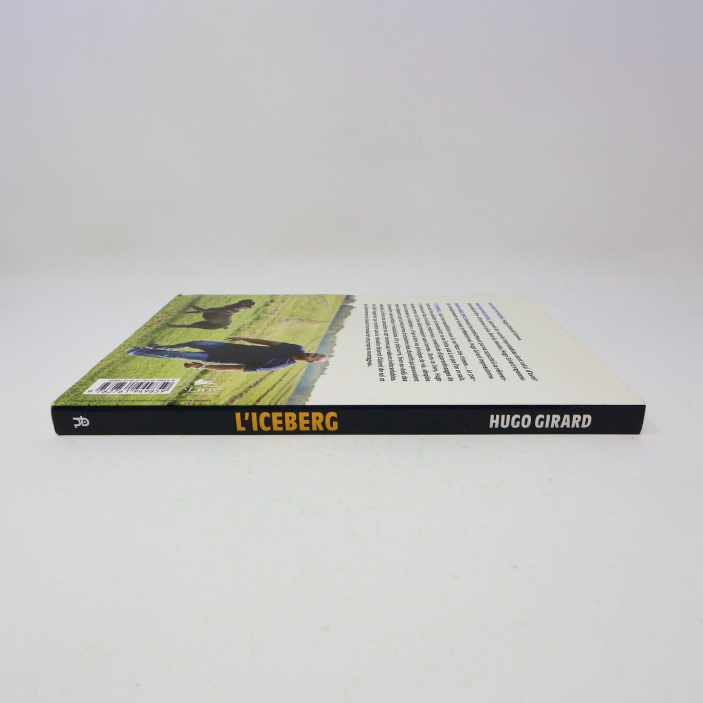 2018 L'Iceberg ou Comment Je Suis Devenu Hugo Girard Sonia Sarfati De L'homme PB