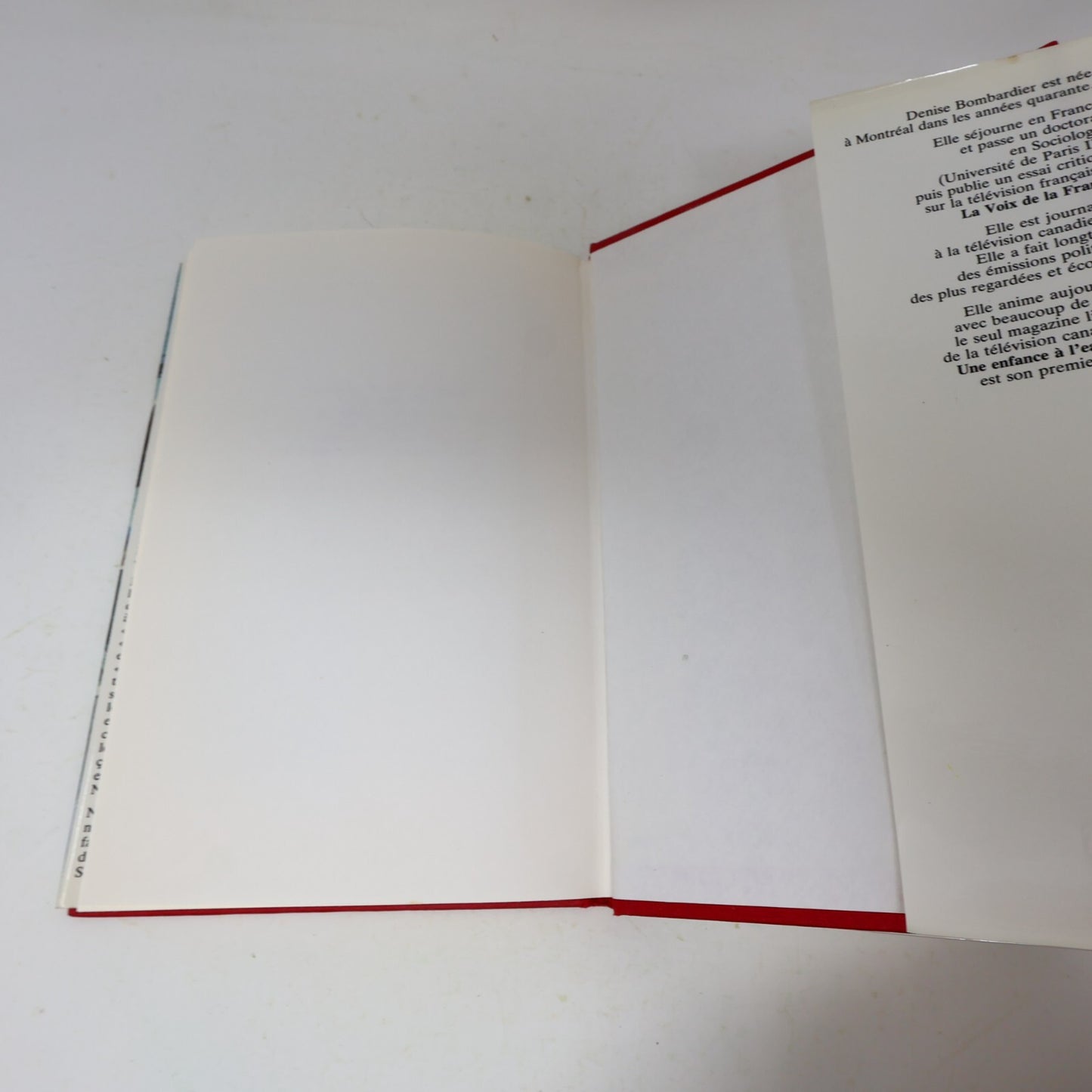 1985 Une Enfance à l'Eau Bénite Denise Bombardier France Loisirs Biographie BCE