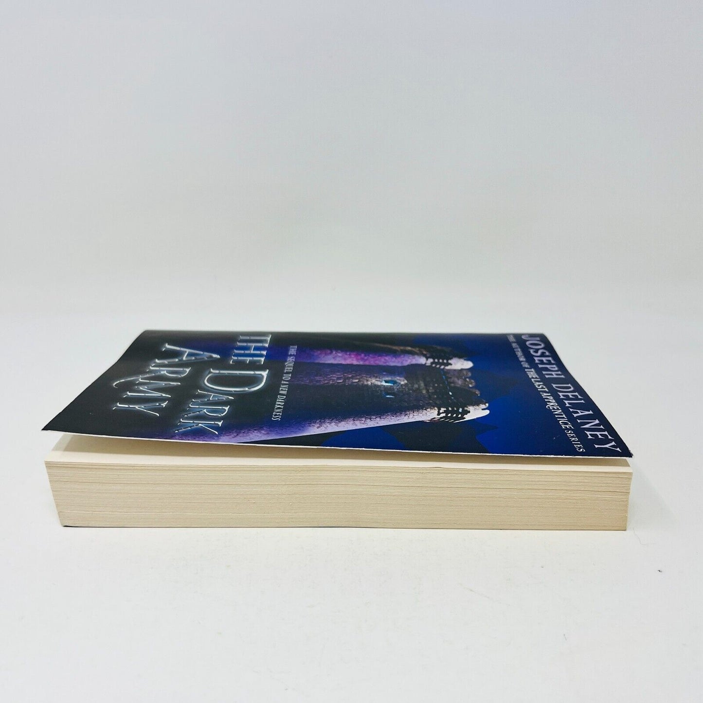 2017 The Dark Army by Joseph Delaney Trade Paperback Sequel to The New Darkness
