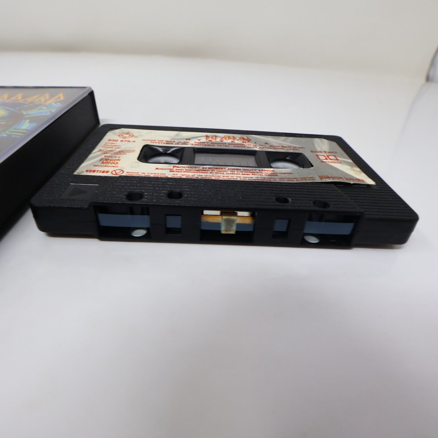 Def Leppard 2 Cassettes Lot Hysteria/Pyromania Vertigo 80s Pour Some Sugar On Me