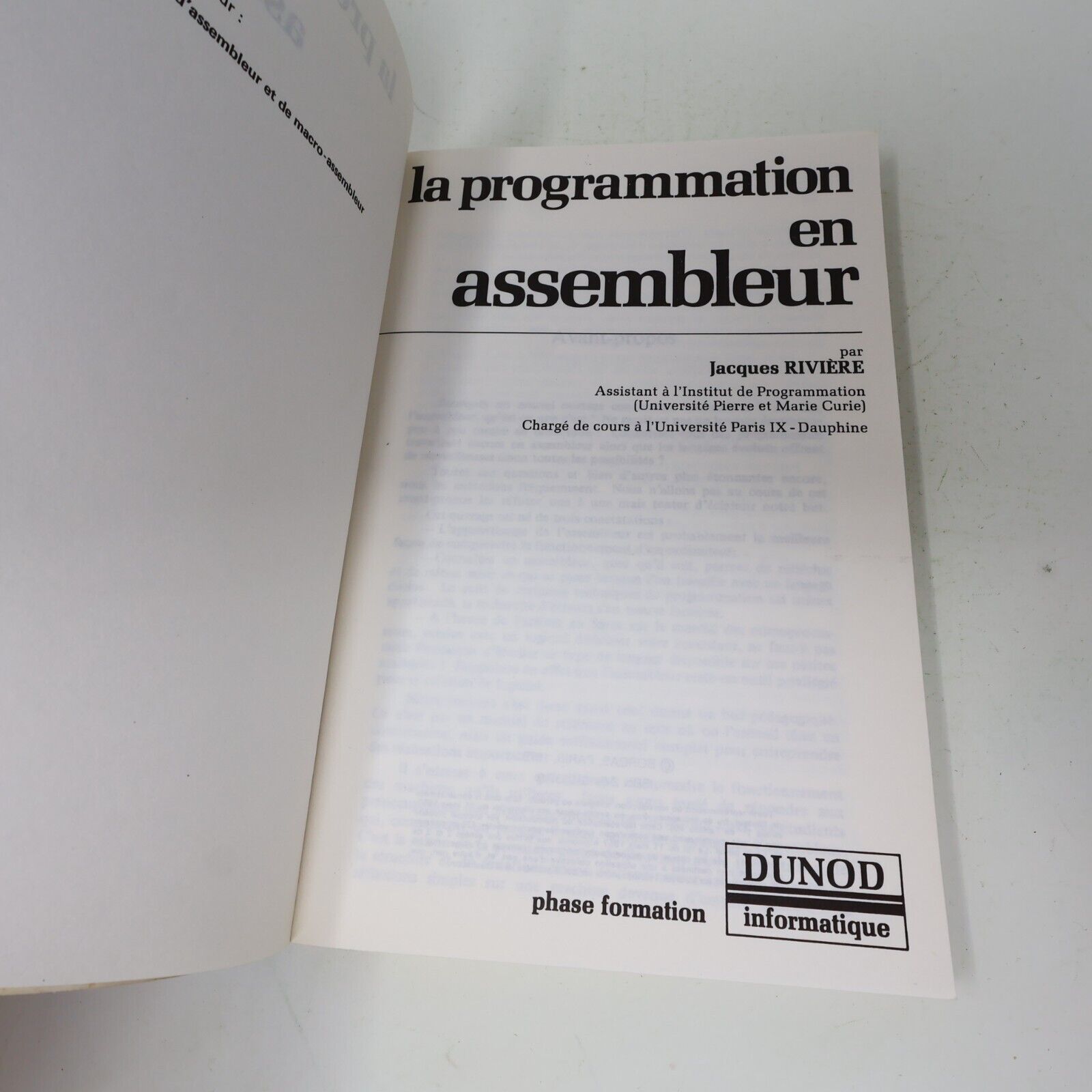 1983 La Programmation en Assembleur J. Rivière Informatique Ordinateur Code 80s