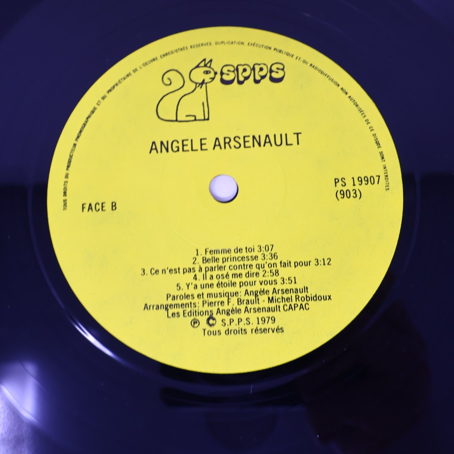 Angèle Arsenault Lot 2 Disques Record Moi J'mange Libre/Y'a Une Étoile Pour Vous