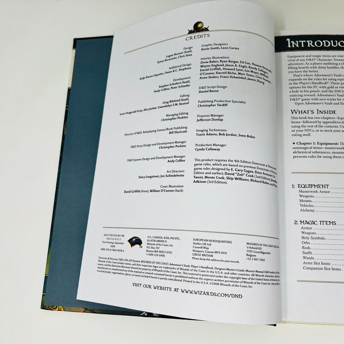 Adventurer's Vault Arms and Equipment for All Classes 4th Dungeons & Dragons D&D