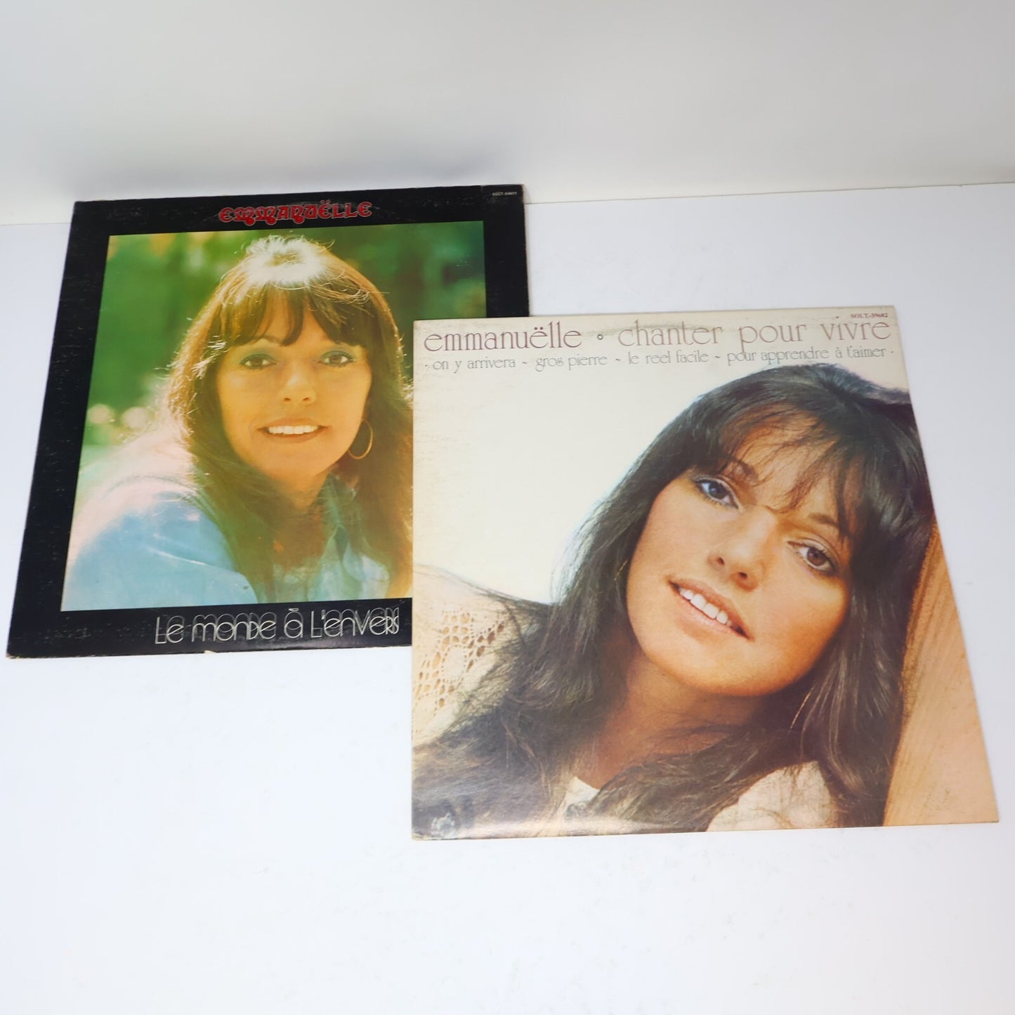Emmanuëlle Lot 2 Disques Chanter Pour Vivre/Monde À L'Envers Emmanuelle Record