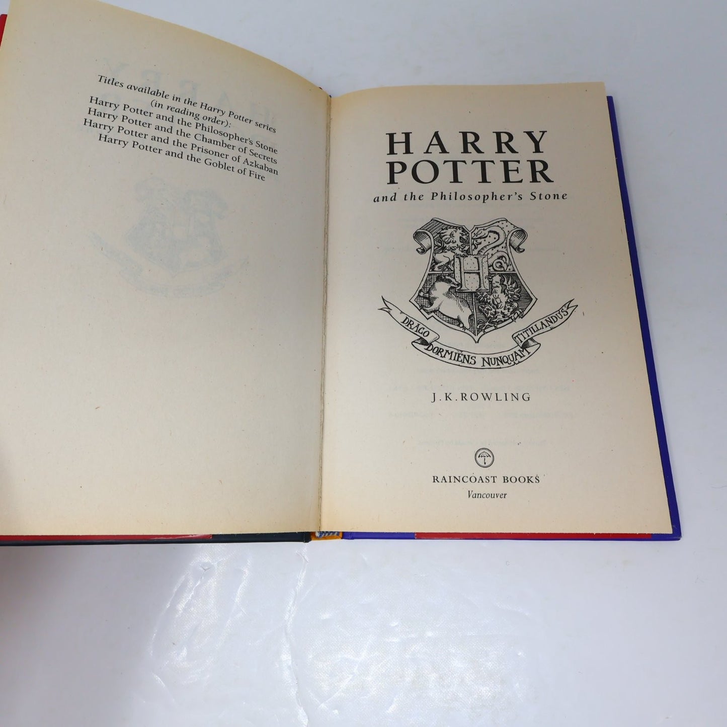 Harry Potter It's Magic! 4 Books Hardcover DJ Boxed Set J.K. Rowling Raincoast
