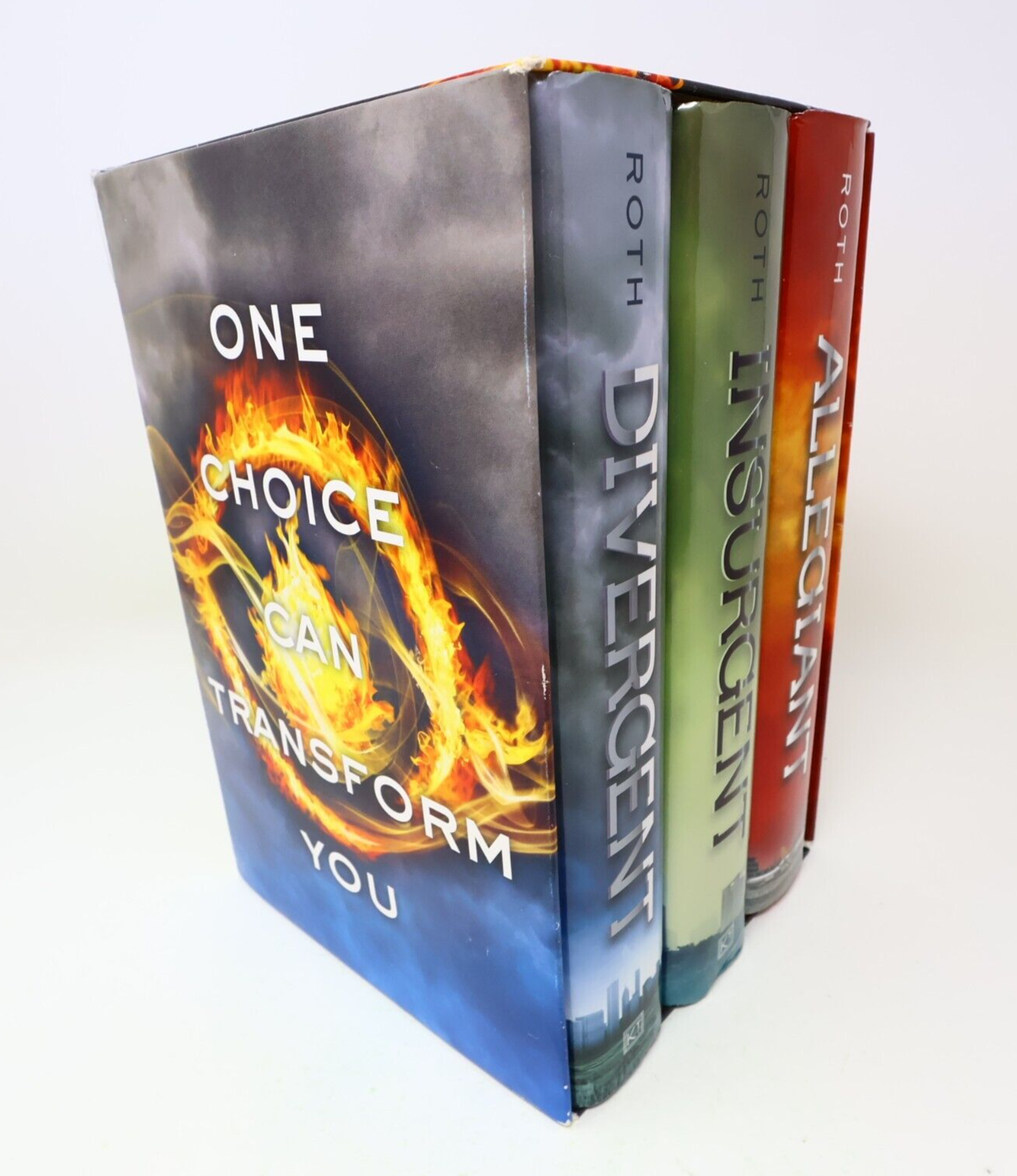 The Divergent Series #1-2-3 Boxset Veronica Roth Science-Fiction Allegiant Lot