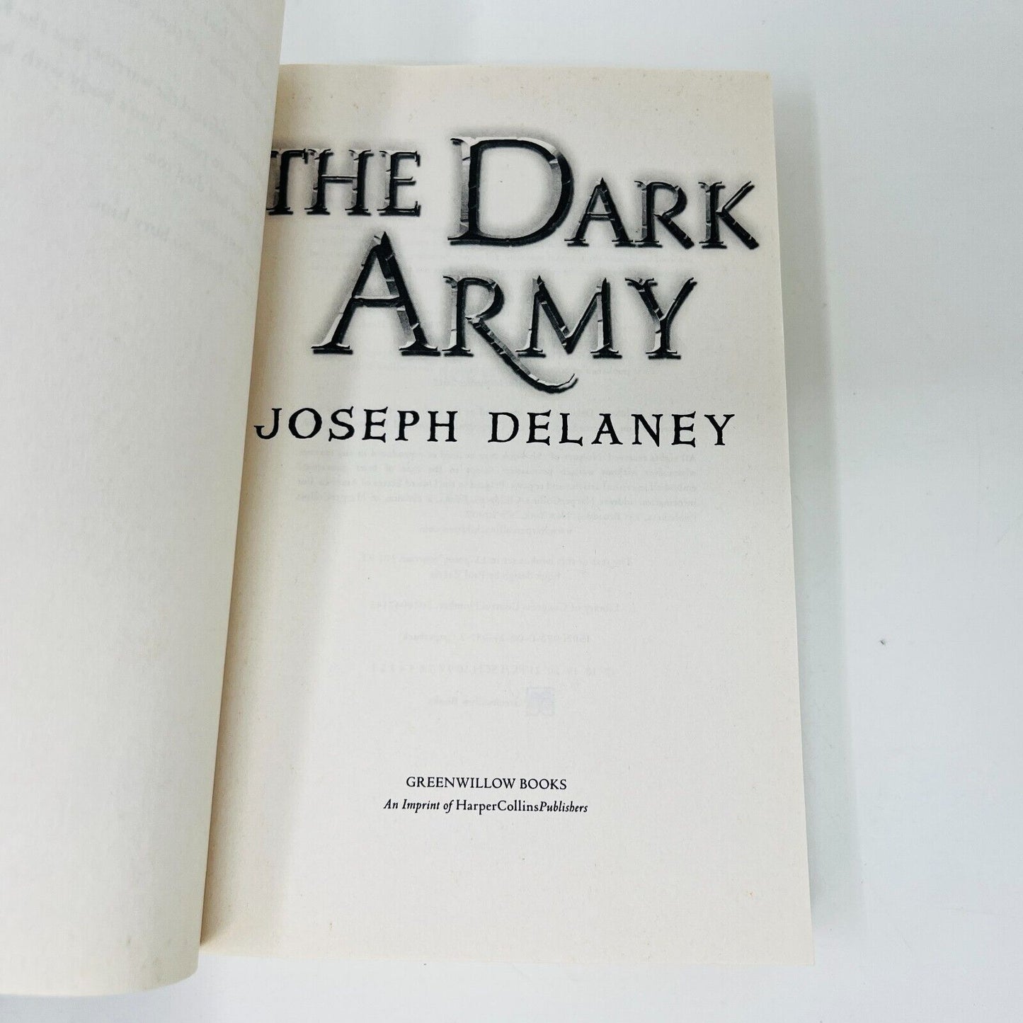 2017 The Dark Army by Joseph Delaney Trade Paperback Sequel to The New Darkness