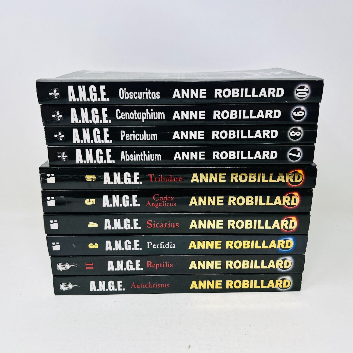 Lot de 10 Livres A.N.G.E #1-10 Anne Robillard Série Complète Antichristus Ange