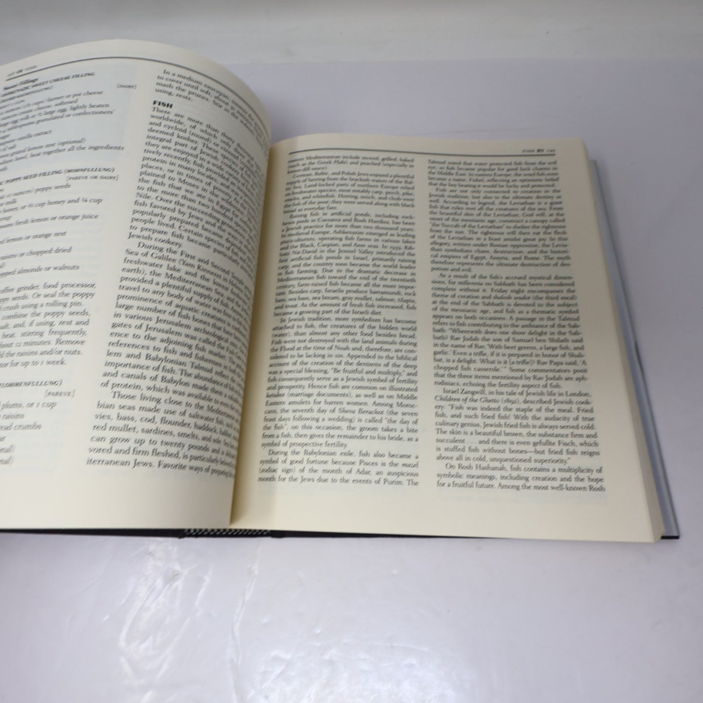 Encyclopedia of Jewish Food Gil Marks Wiley 2010 HC DJ Cookbook Jews Judaism