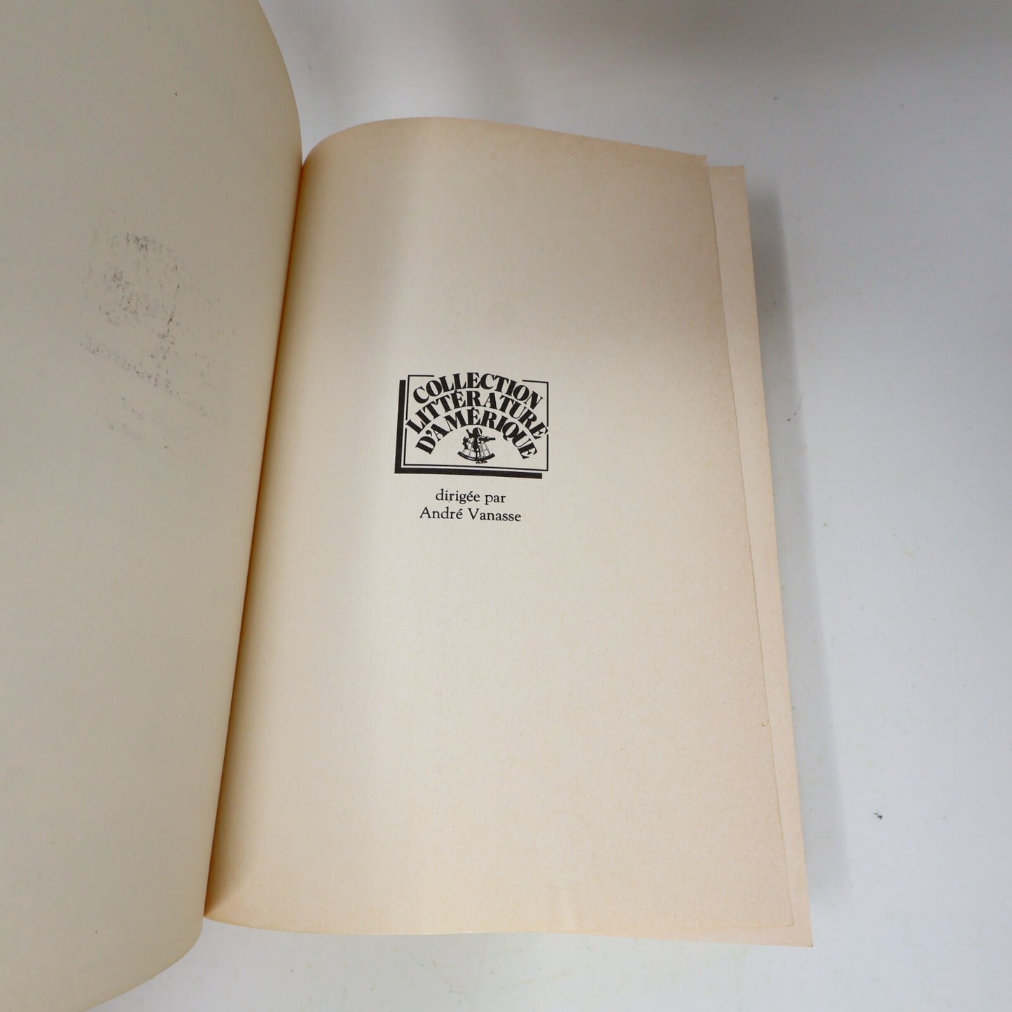 Yves Beauchemin Lot 2 Livres Juliette Pomerleau/Le Second Violon Roman Québec