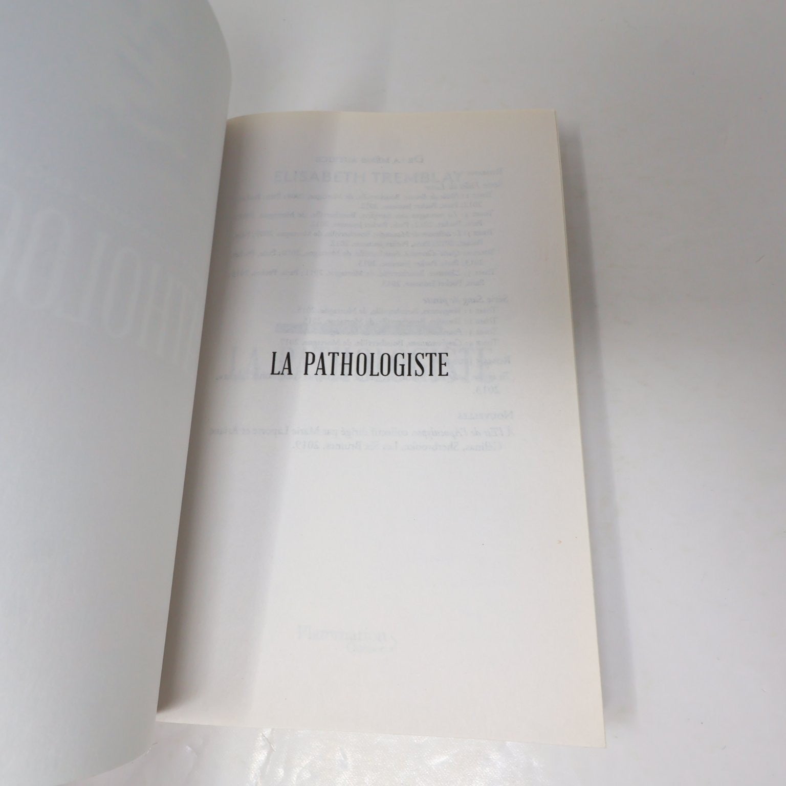 La Pathologiste Elisabeth Tremblay 2022 Français/French Mystère Flammarion PB