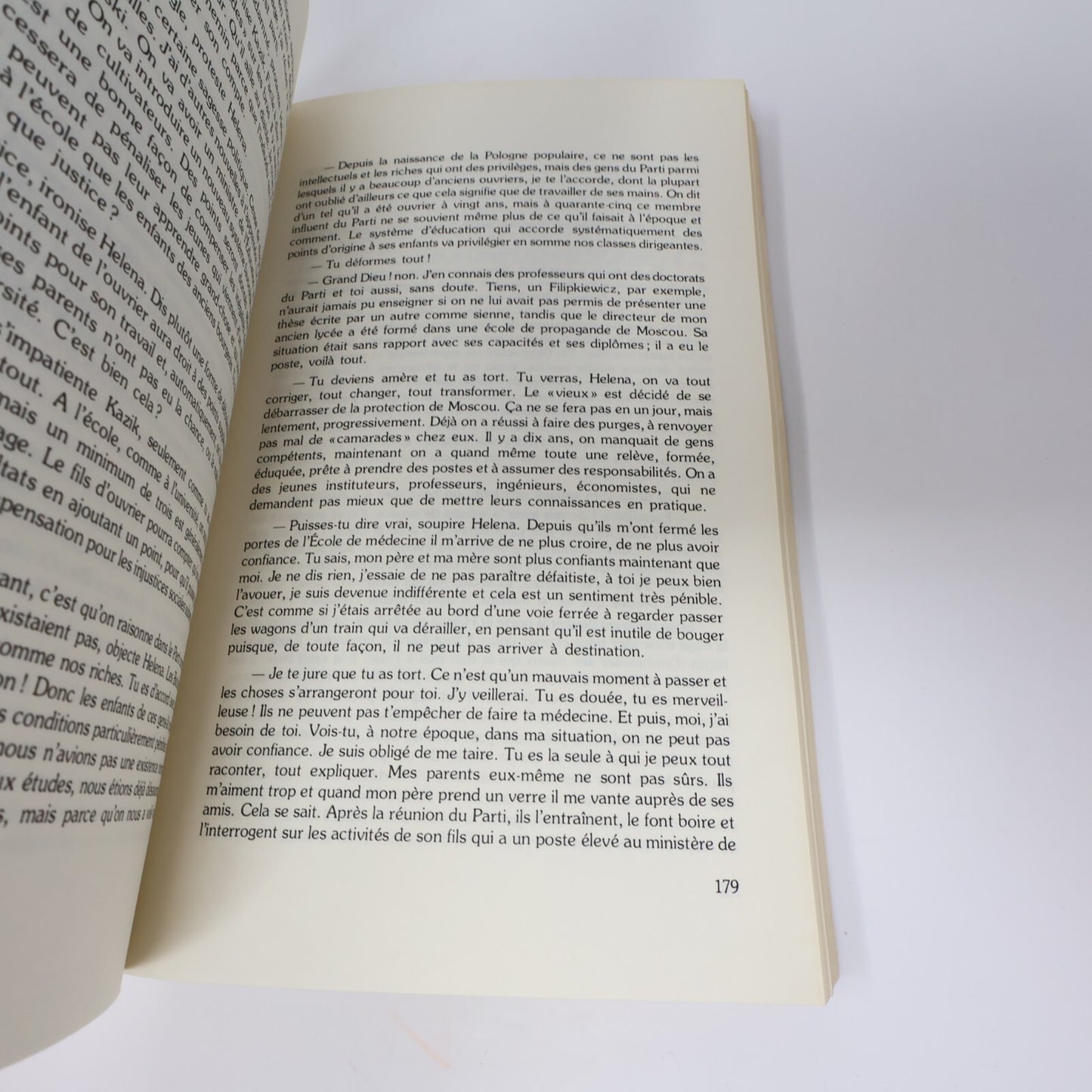 Alice Parizeau Lot 5 Livres Les Lilas Fleurissent à Varsovie/Une Femme Roman PB