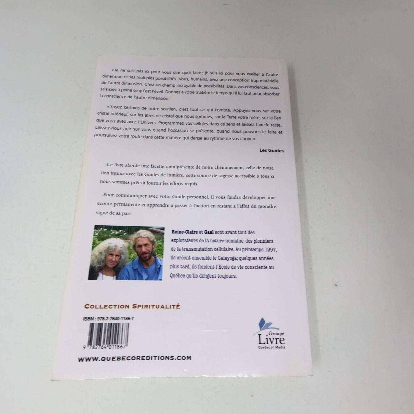 Les Guides au Quotidien Reine-Claire Gaal OJJA, La Paix sur Terre 2008 Quebecor