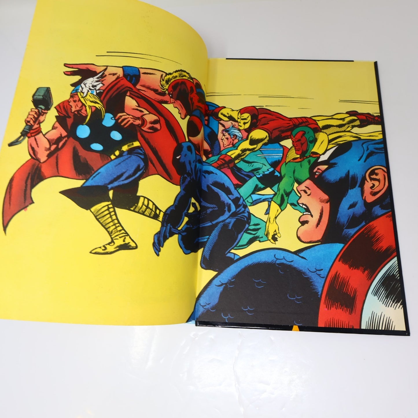Les Vengeurs La Clé du Zodiaque Roy Thomas/Sal Buscema Artima/Marvel 1981 HC Bd