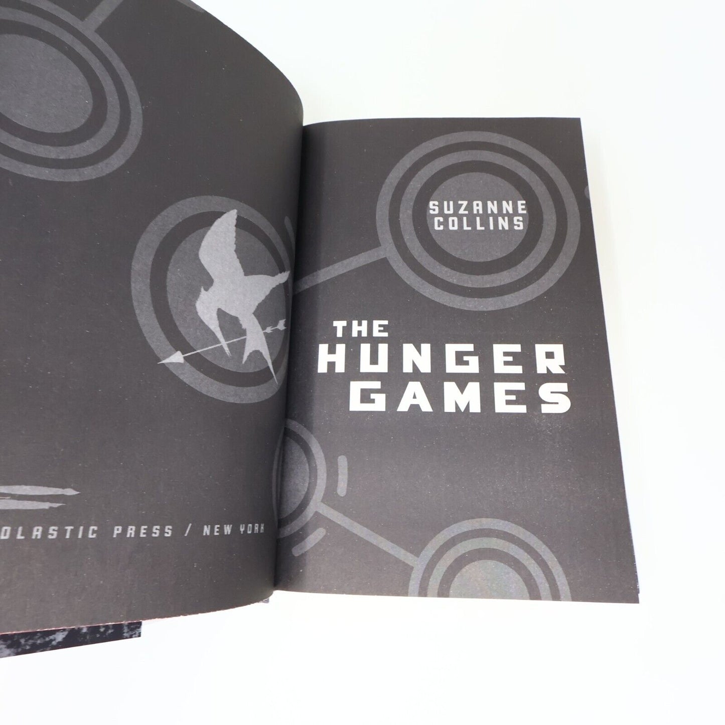 Lot 4 Books Hunger Games #1-4 Suzanne Collins Scholastic Fantasy Hardcover HC