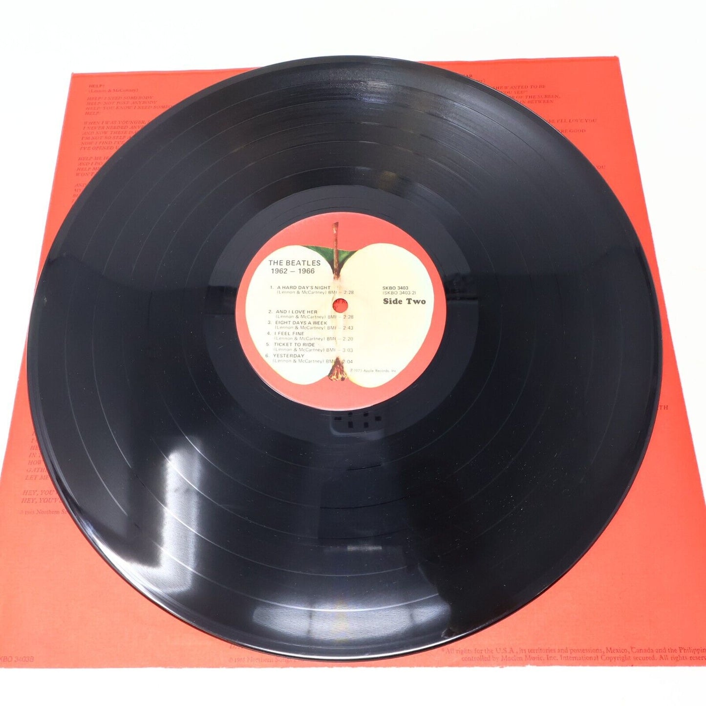 The Beatles 1962-1966 Red + 1967-1970 Blue Lot 2 LP Record 1973 SKBO 3403 3404