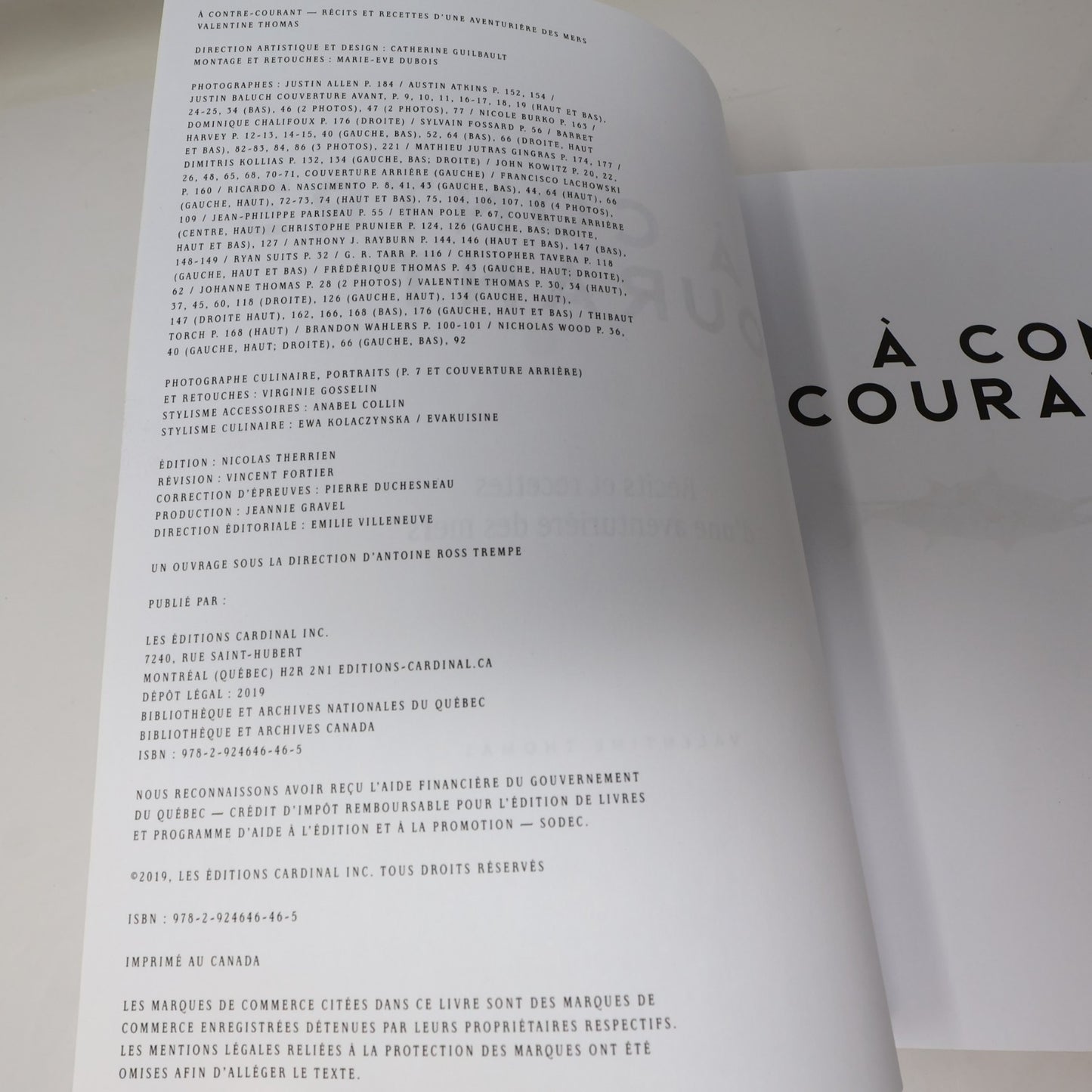 À Contre Courant Récits et Recettes d'une Aventurière des Mers Valentine Thomas