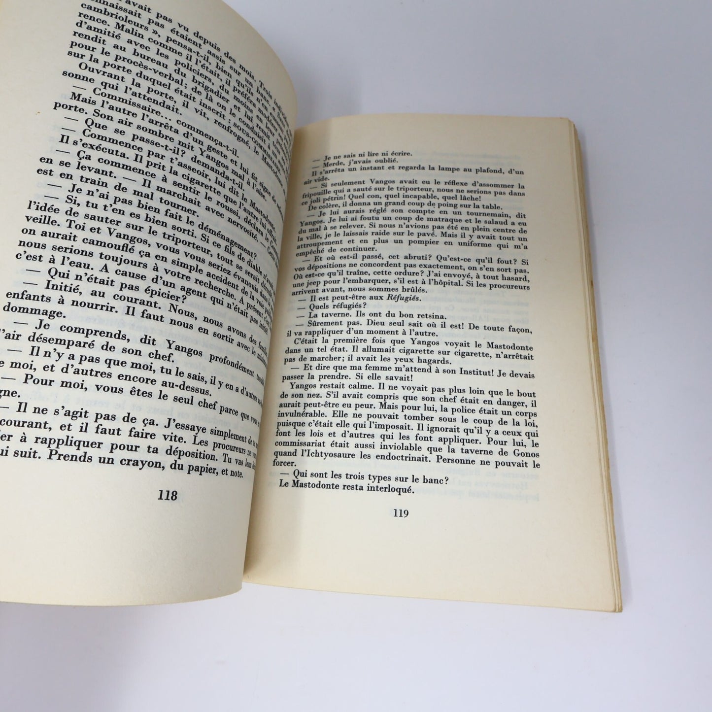 Vassilis Vassilikos Lot 2 Livres Gallimard/Nrf L'Eau de Kos/Z Fiction Historique