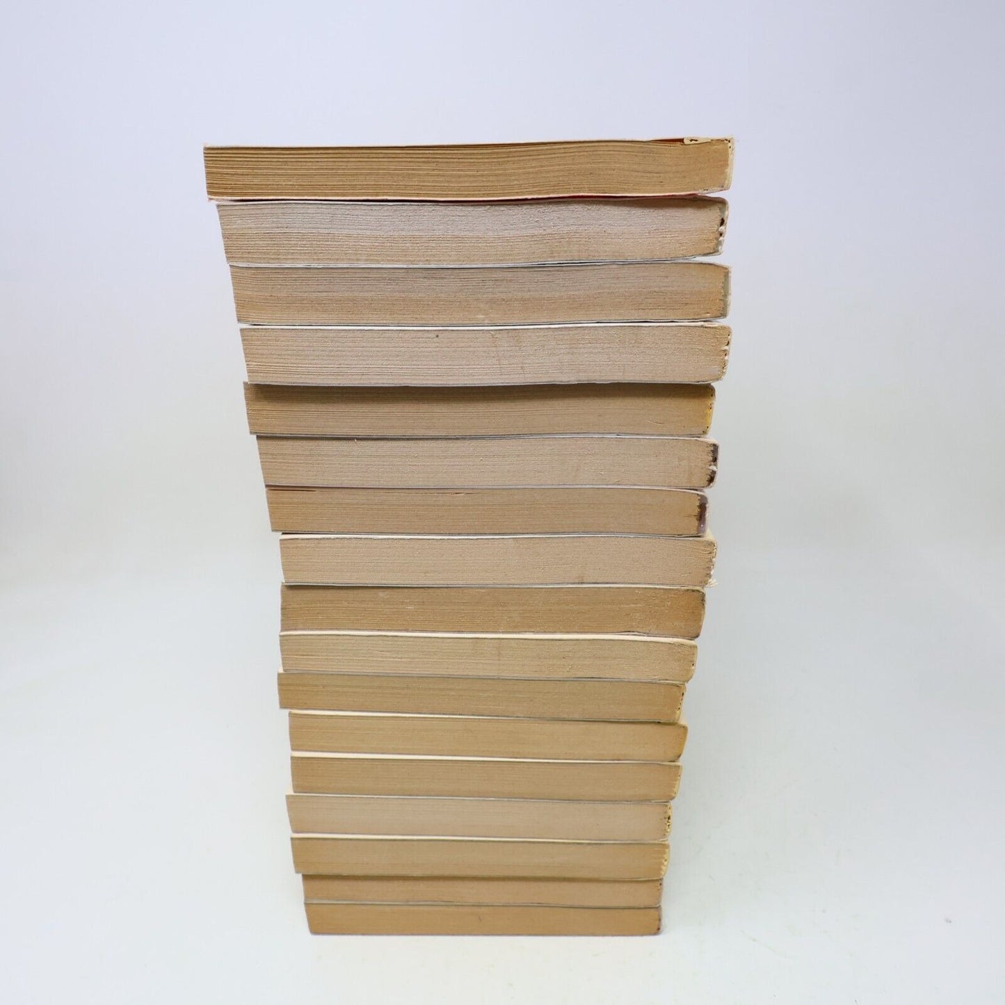 Le Manchot #1-16 Lot 17 Livres Pierre Saurel Français French Québec Amérique 80s