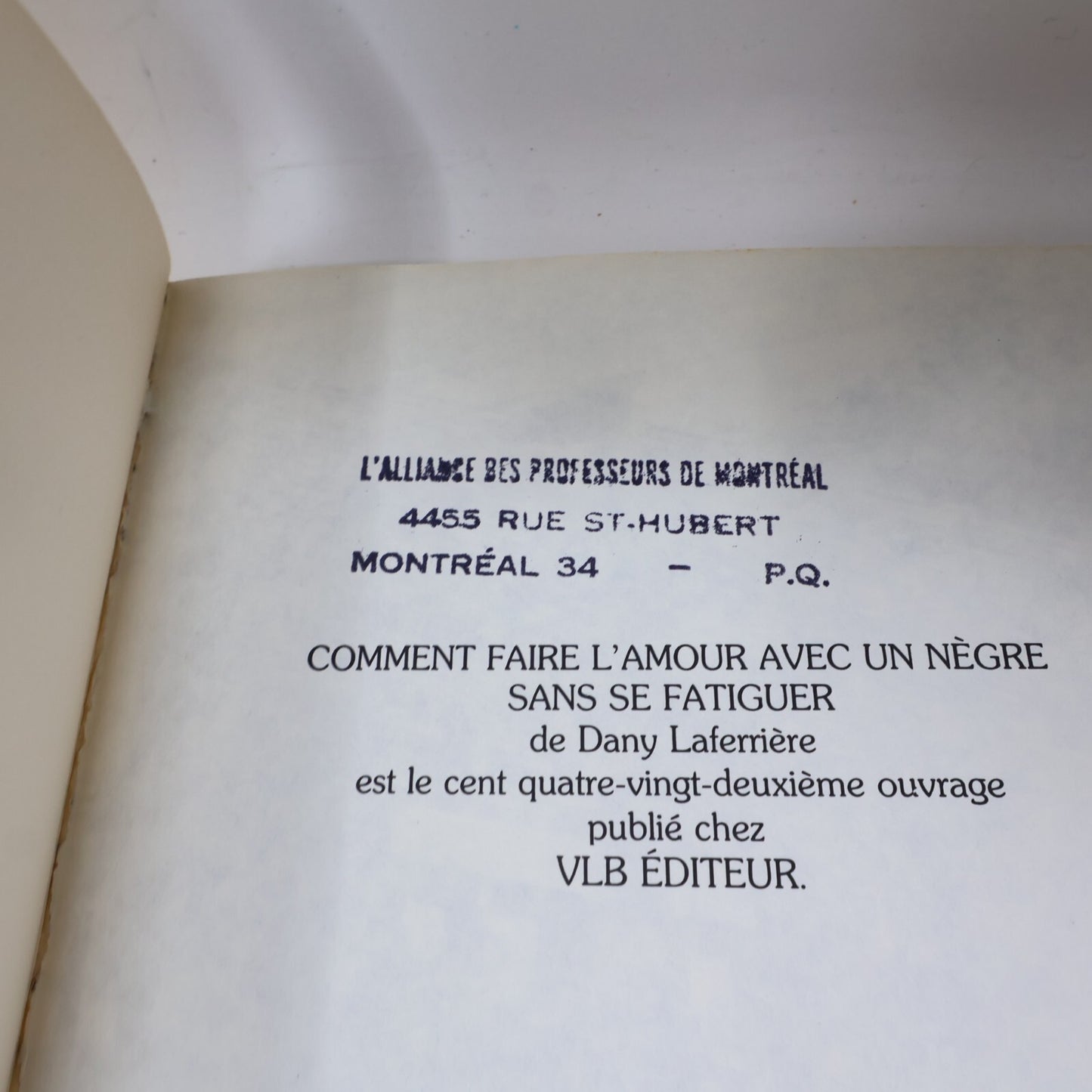 Dany Laferrière Lot 2 Livres Comment Faire l'Amour à Un/Chair du Maître Roman PB