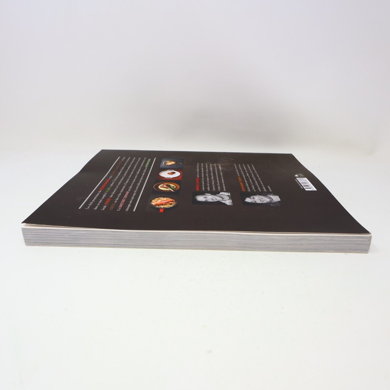 2012 Kitchen Galerie 2 Chefs 22 Ingrédients 88 Recettes Cloutier/St-Denis Livre