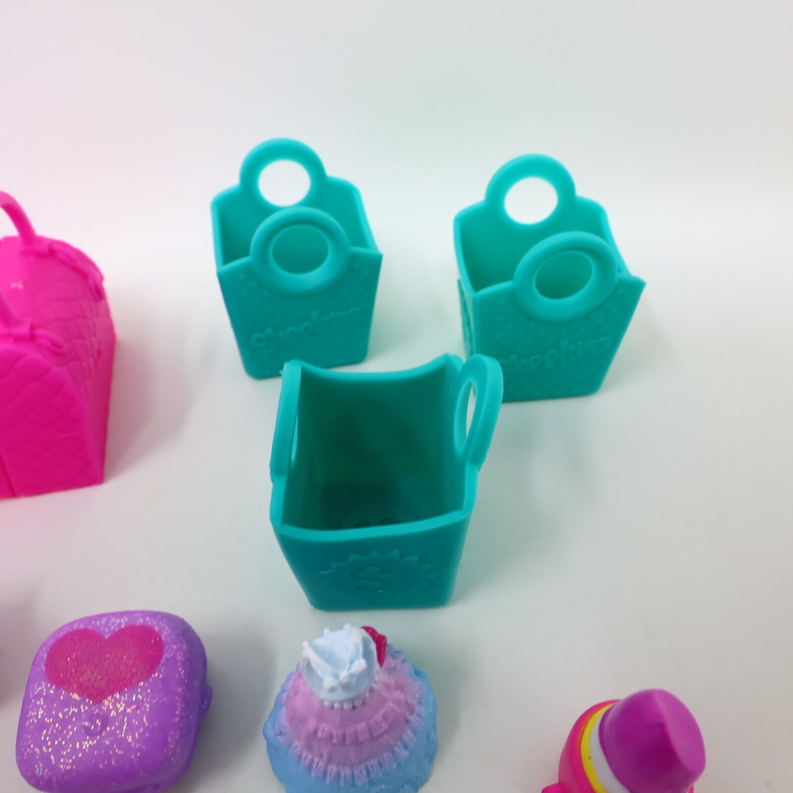 Lot of 21 Shopkins Figures Toys Mixed Makeup Parfume Dresses Gifts Baskets Moose