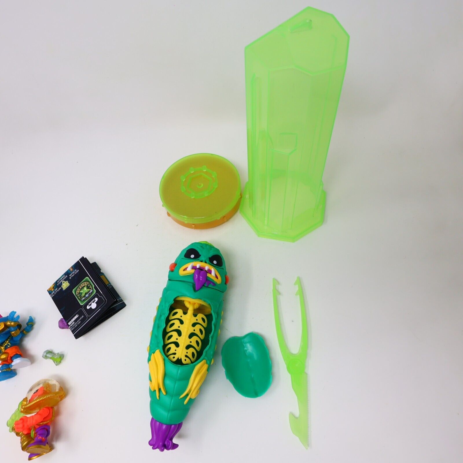 Lot 3 Treasure X Figures Gizmuck Alien Stink Dome Critter Moose Toy Collectible