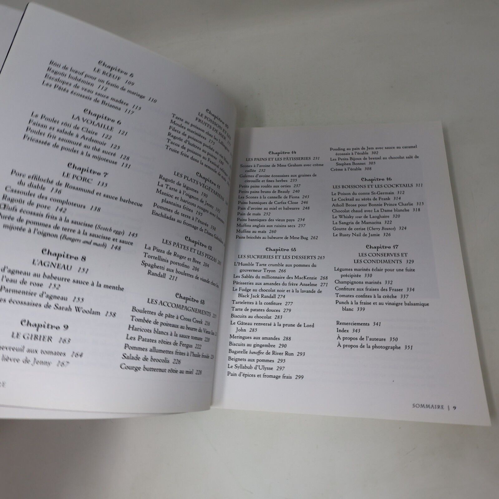 2017 Dans la Cuisine de Outlander Le Chardon et le Tartan Recettes Trécarré PB