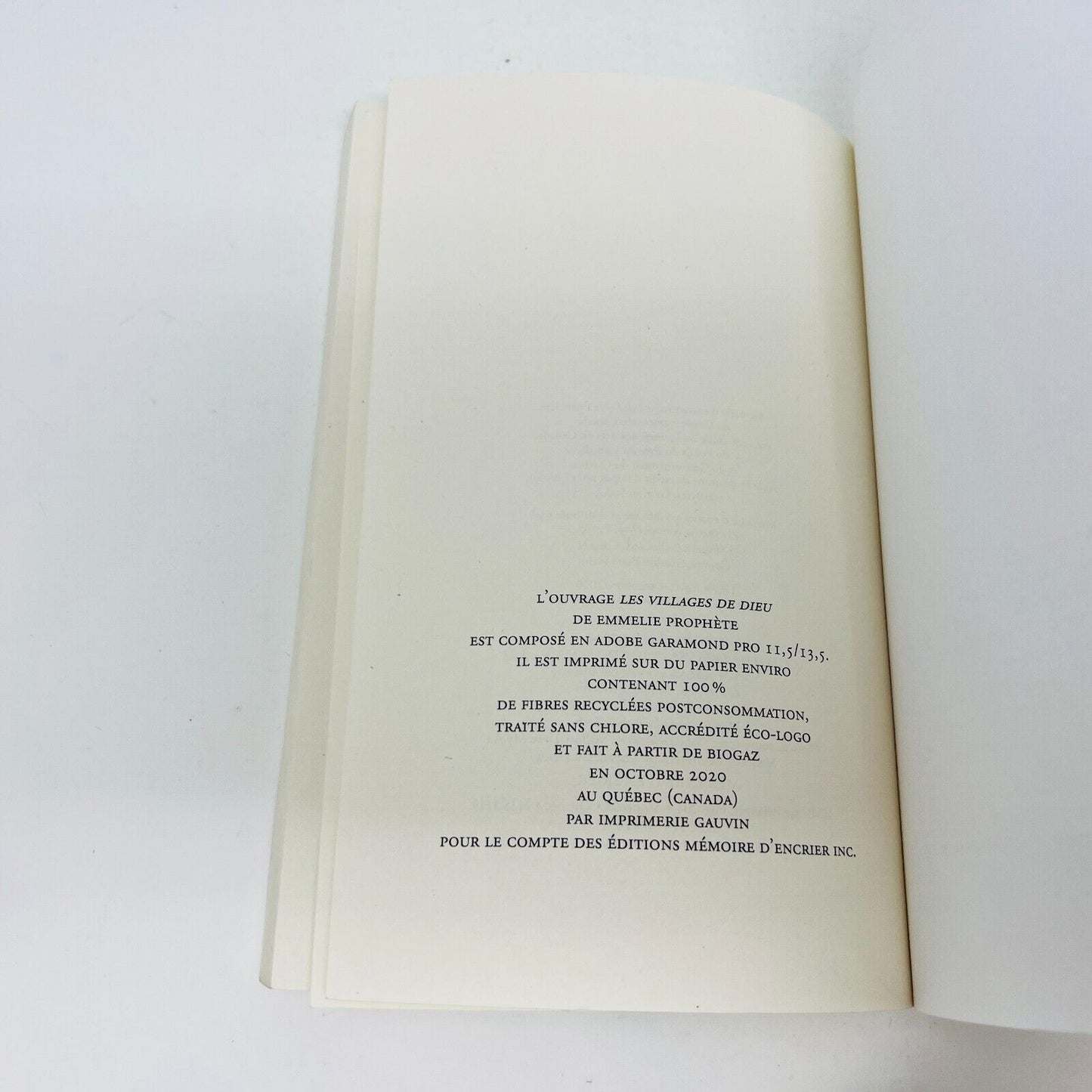 2020 Les Villages de Dieu de Emmelie Prophète Haiti Fiction Français Livre PB