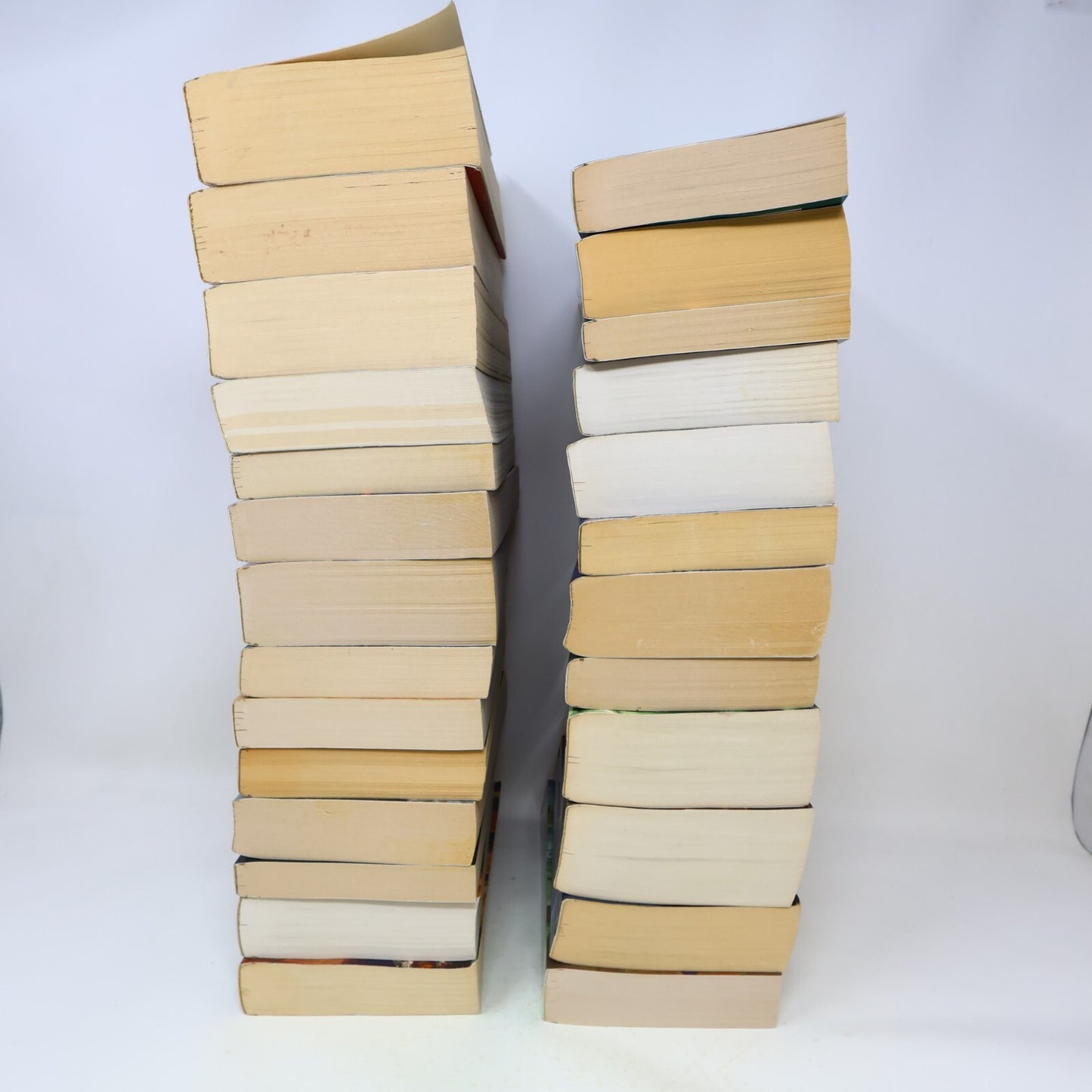 Alire Lot 26 Livres Senécal/Côté/Pelletier Aliss/Reine de Mémoire Français PB
