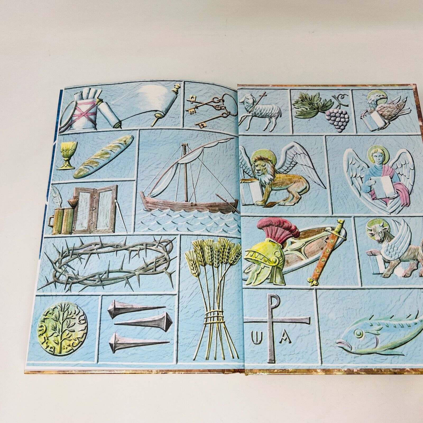 The Children's Bible by Golden Books Hardcover Old/New Testament Color for Kids
