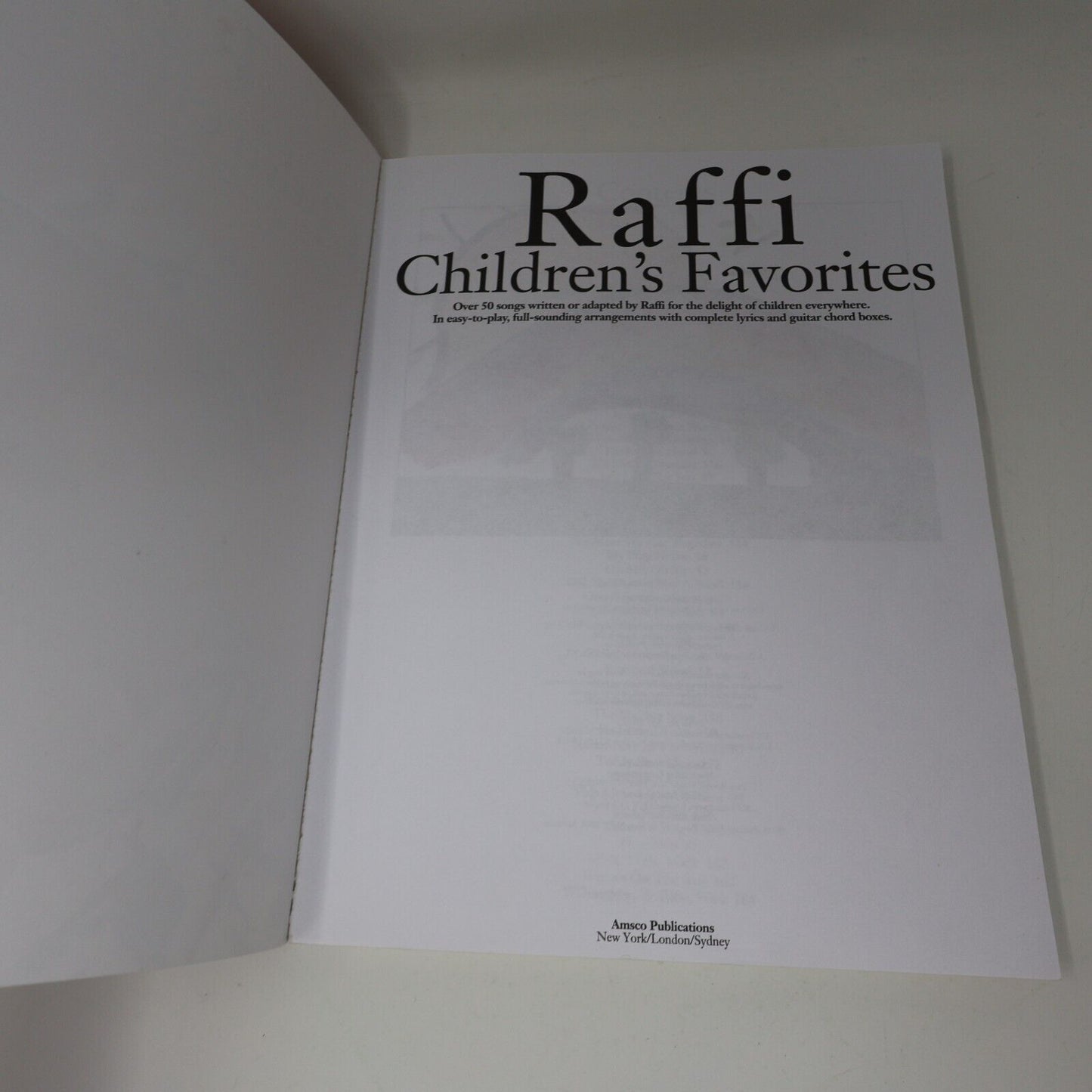 1993 Raffi Children's Favorites Songbook Paperback PB Amsco Music Piano Guitar