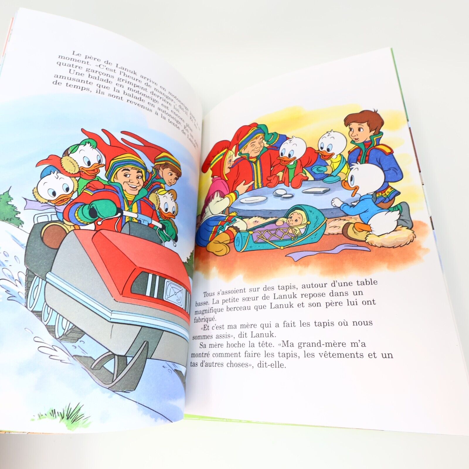 Lot 10 Livres Le Tour du Monde avec Disney Grolier Jeunes Enfants Français 90s