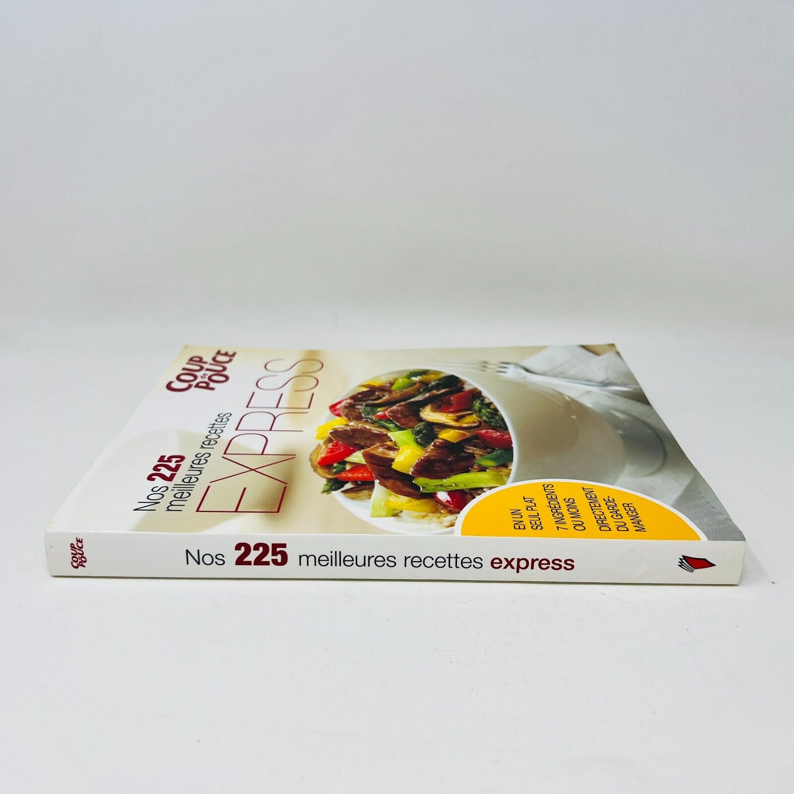 2012 Coup de Pouce Nos 225 Meilleures Recettes Express Livre Cuisine en Français