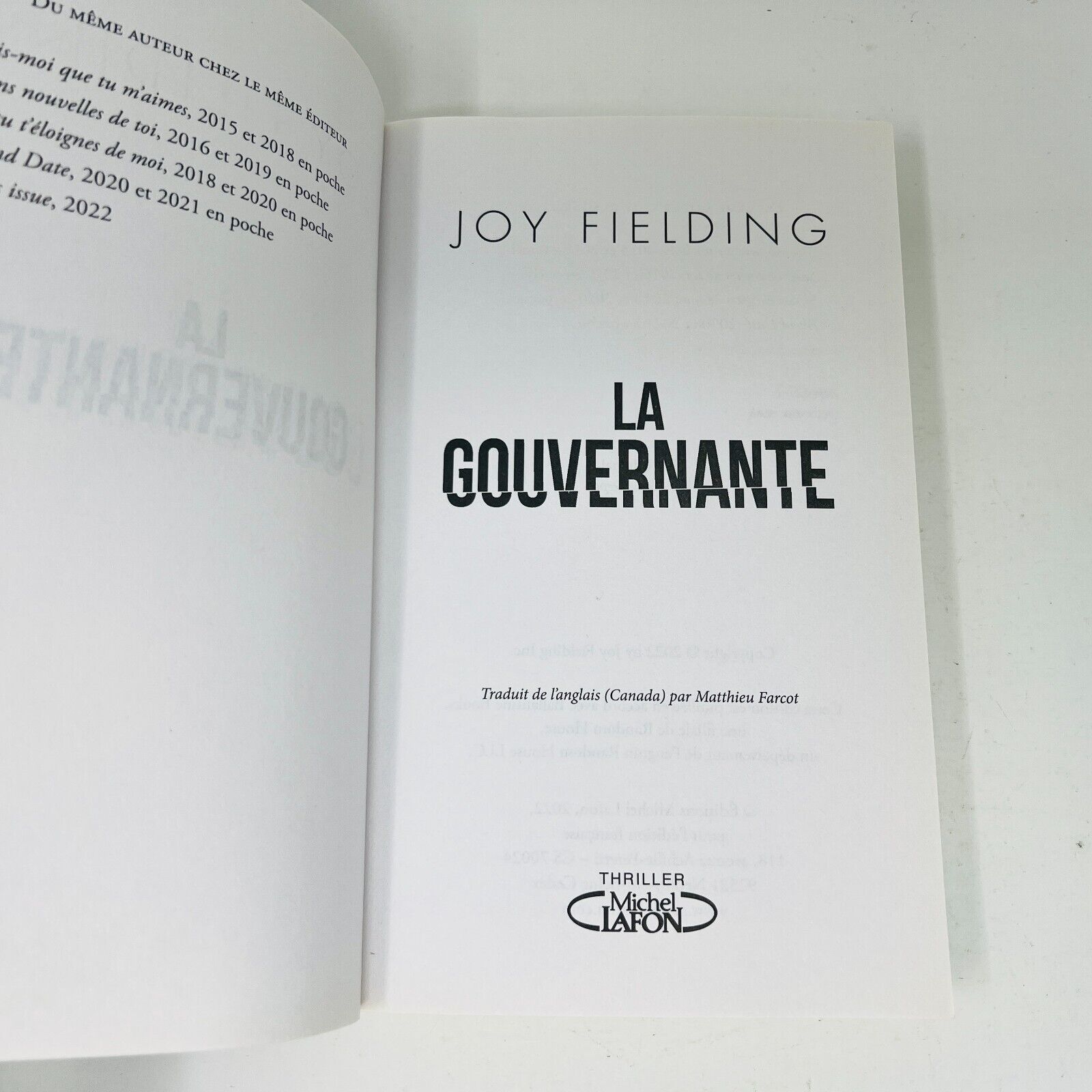 2022 La Gouvernante de Joy Fielding Mystère Thriller Français Livre Michel Lafon