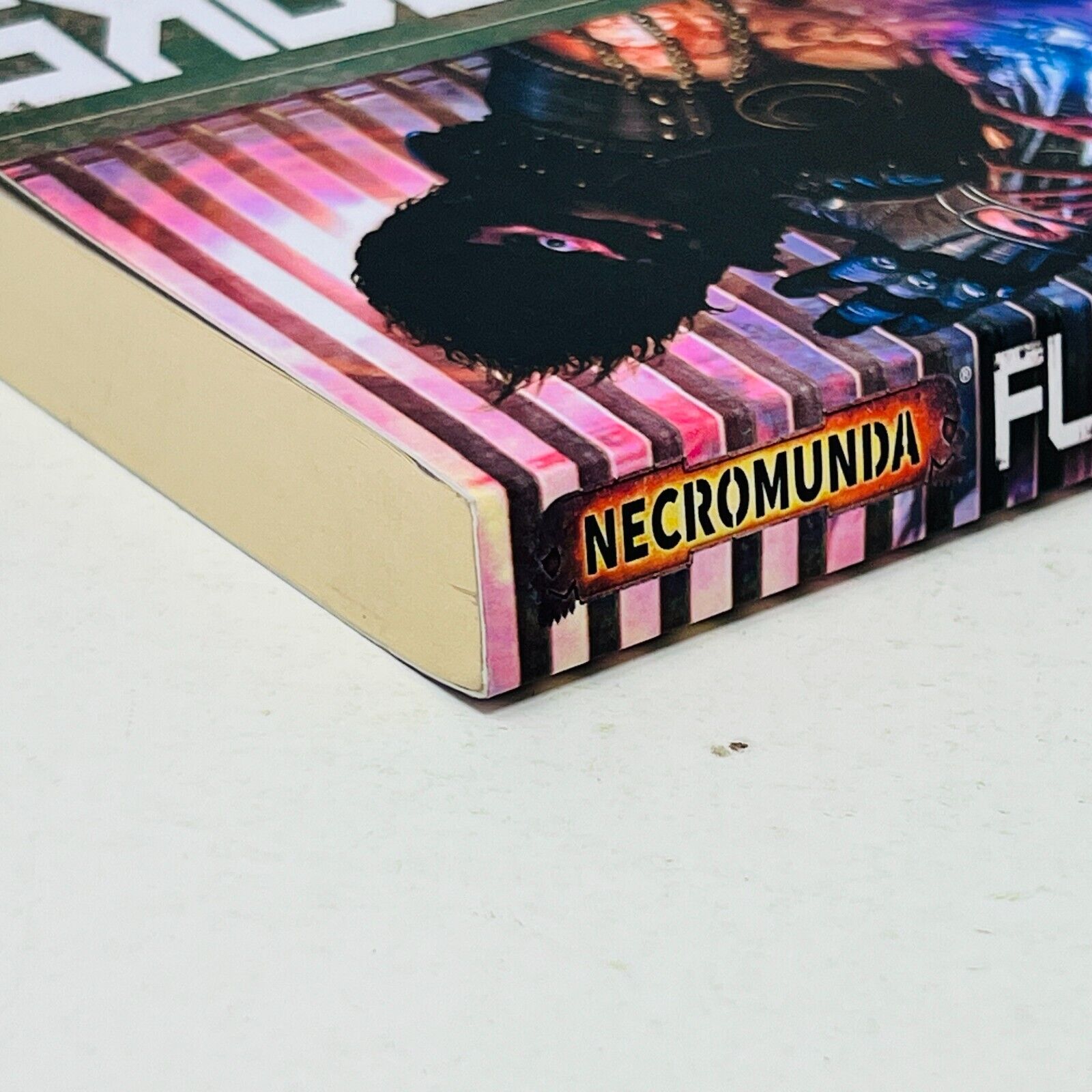 2017 Fleshworks Necromunda Warhammer 40k 40,000 by Lucien Soulban MMPB 1st Print