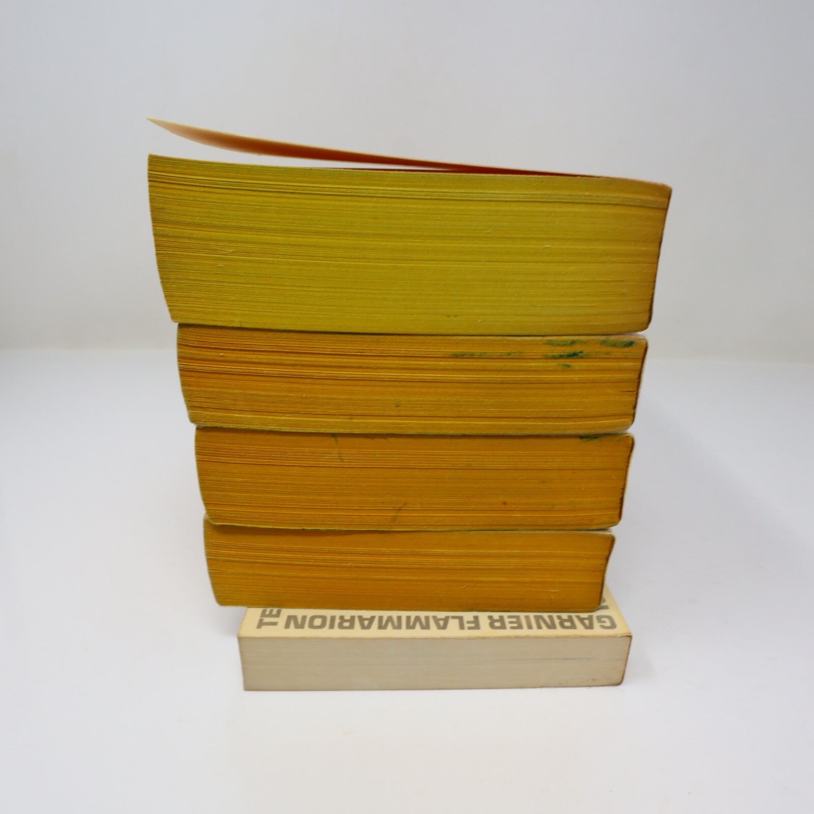 Victor Hugo Lot 5 Livres Les Misérables/Notre-Dame de Paris/Quatrevingt-Treize