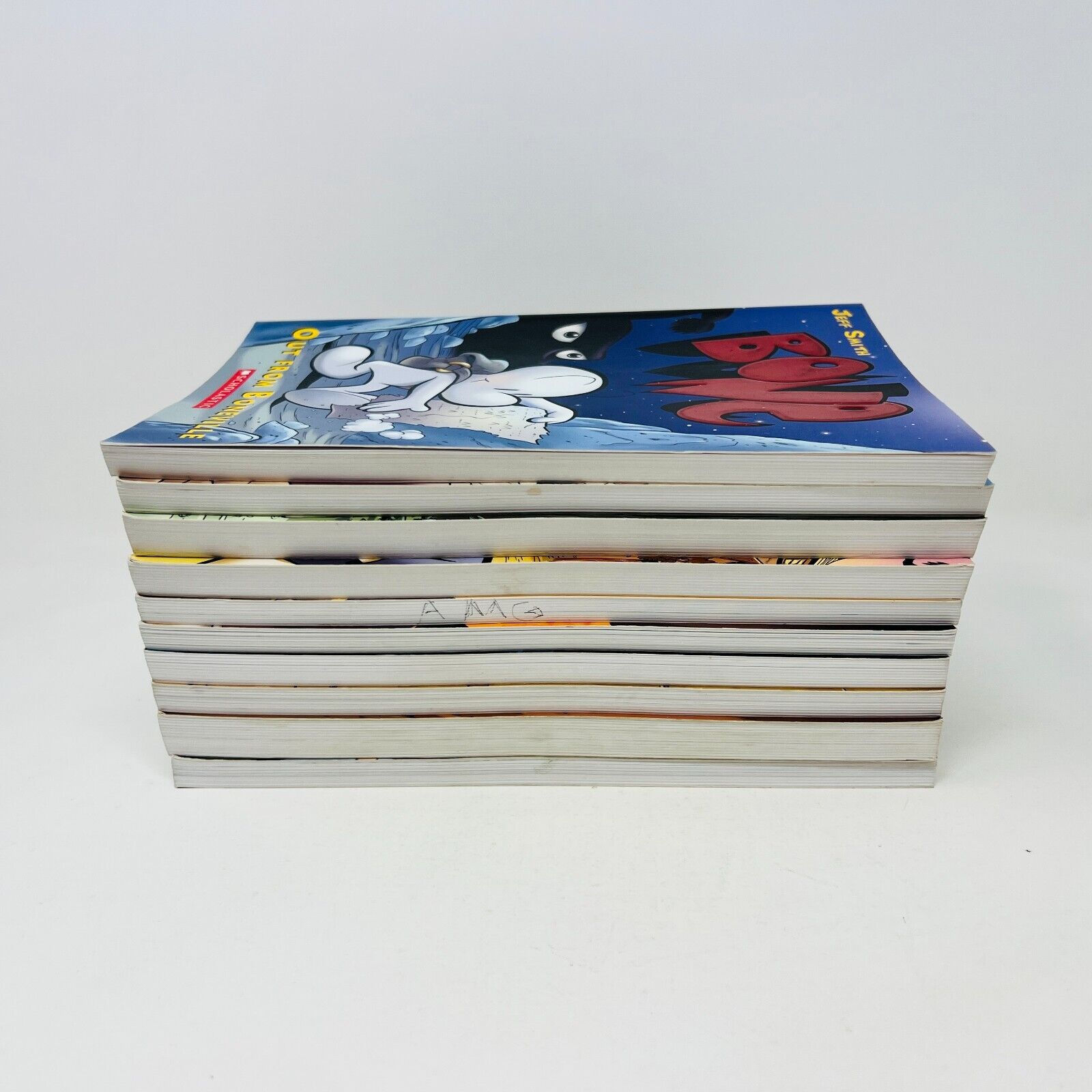 Lot of 10 Bones by Jeff Smith Paperback Scholastics Comics 1-9 + Rose Set Bundle