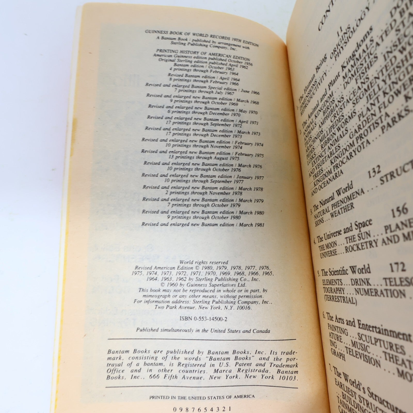 1981 Guinness Book of World Records Norris Mcwhirter Bantam Reference 1st Print