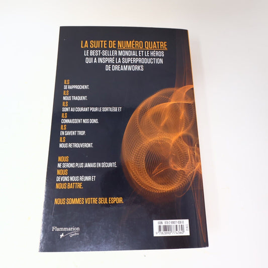 2012 Le Pouvoir des Six Pittacus Lore Jeunes Adultes Science-Fiction Flammarion