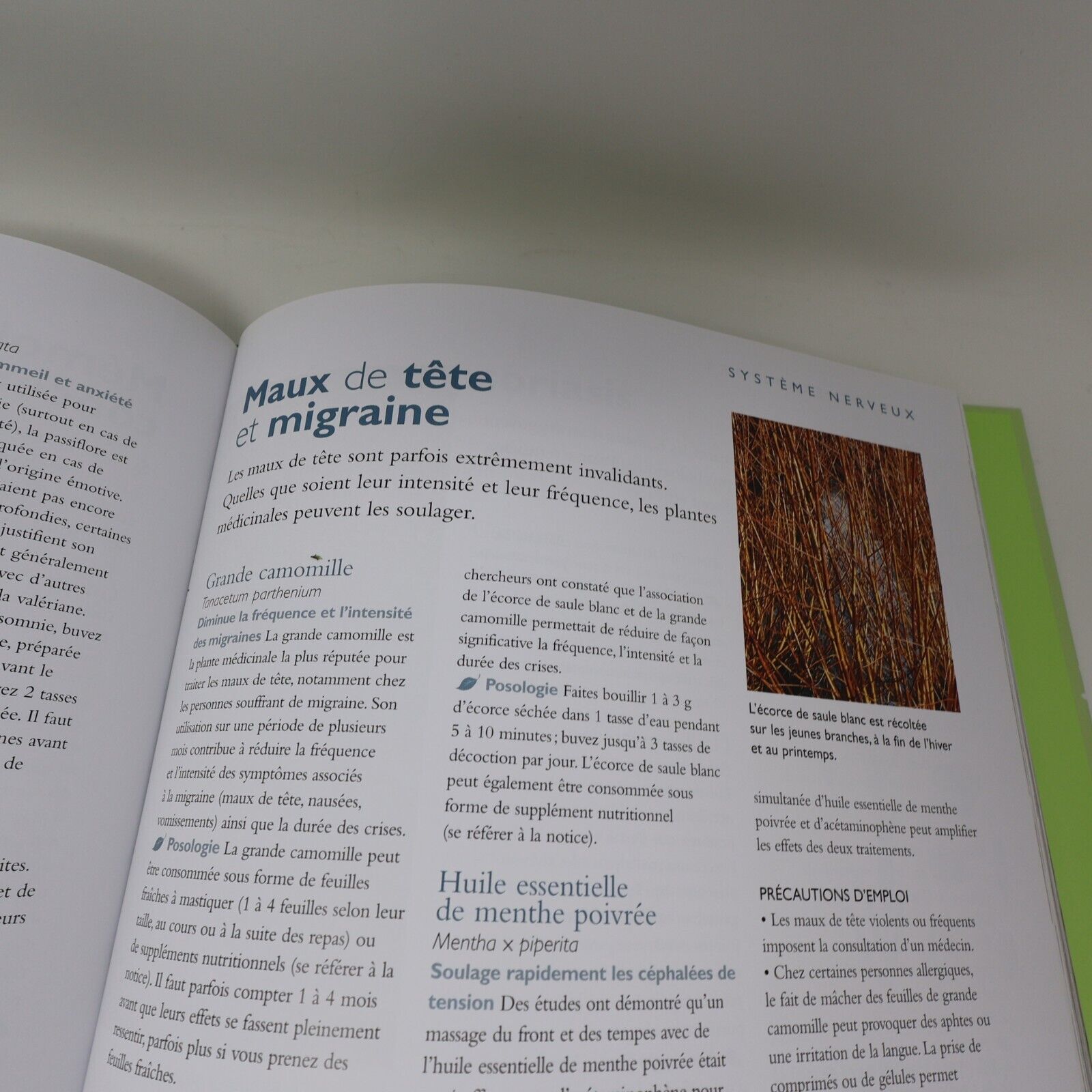 2011 Le Grand Livre des Plantes Aromatiques Médicinales Reader's Digest Cultiver